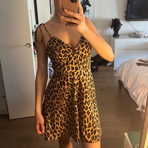 Zara Leopard Summer Dress 🐆 - Picture 1 of 5